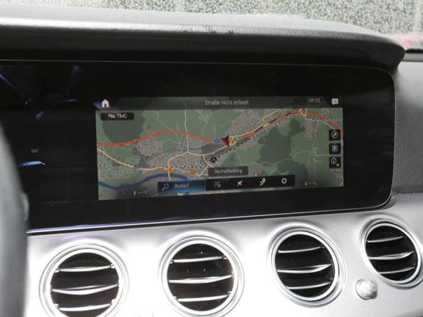 Mercedes-Benz E 220 d T Avantgarde MBUX Navi EasyPack DAB LED Mercedes-Benz E 220 d T Avantgarde MBUX Navi EasyPack DAB LED