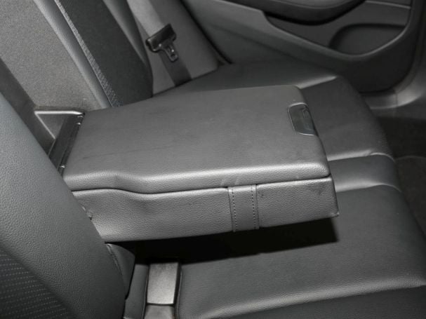 Mercedes-Benz E 220 d T Avantgarde MBUX Navi EasyPack DAB LED