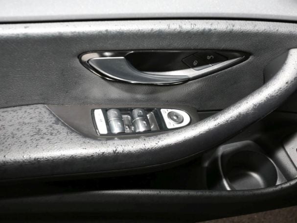 Mercedes-Benz E 220 d T Avantgarde MBUX Navi EasyPack DAB LED