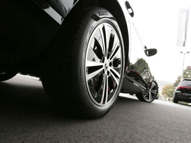 Mercedes-Benz E 220 d T Avantgarde MBUX Navi EasyPack DAB LED