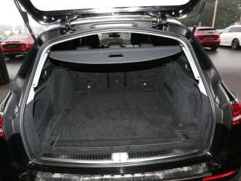 Mercedes-Benz E 220 d T Avantgarde MBUX Navi EasyPack DAB LED Mercedes-Benz E 220 d T Avantgarde MBUX Navi EasyPack DAB LED