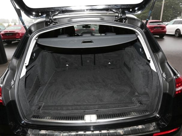 Mercedes-Benz E 220 d T Avantgarde MBUX Navi EasyPack DAB LED