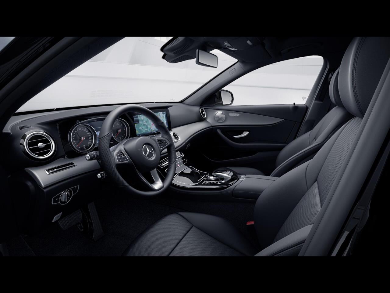 Mercedes-Benz E 220 d T Avantgarde Night AHK 360° EasyPack