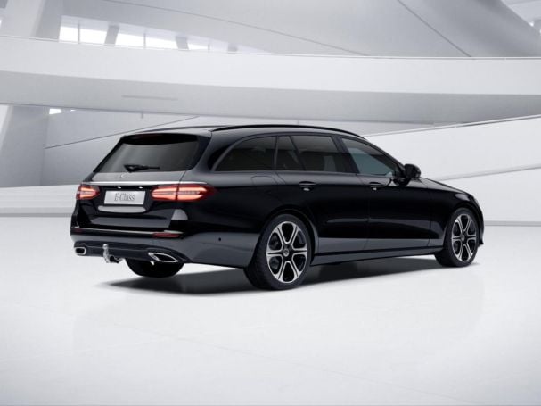 Mercedes-Benz E 220 d T Avantgarde Night AHK 360° EasyPack