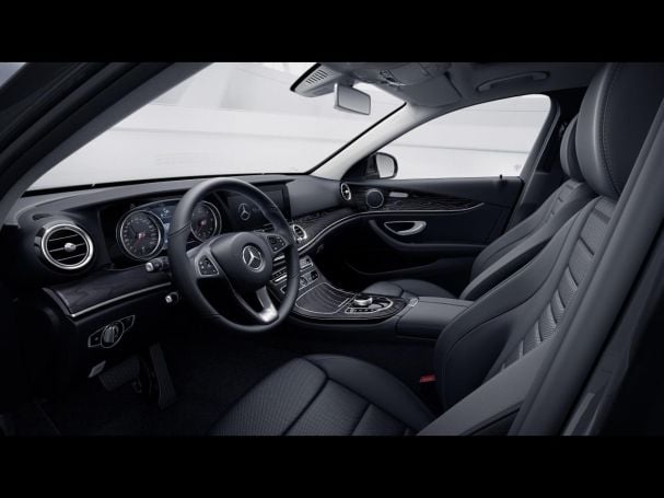 Mercedes-Benz E 220 d T Avantgarde Navi Totwinkel Panorama AHK Mercedes-Benz E 220 d T Avantgarde Navi Totwinkel Panorama AHK