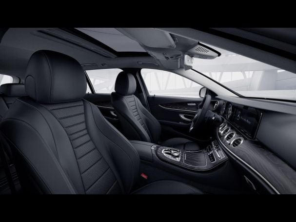 Mercedes-Benz E 220 d T Avantgarde Navi Totwinkel Panorama AHK Mercedes-Benz E 220 d T Avantgarde Navi Totwinkel Panorama AHK