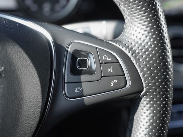 Mercedes-Benz E 250 T Avantgarde Night Panorama EasyPack ParkP