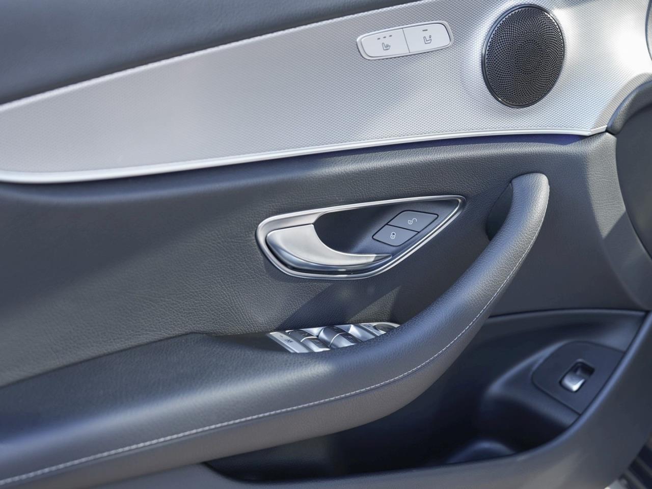 Mercedes-Benz E 250 T Avantgarde Night Panorama EasyPack ParkP