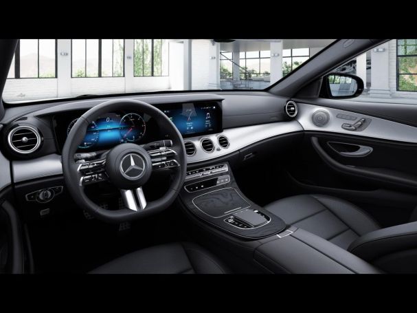 Mercedes-Benz E 300 d 4M T AMG Night Distronic+ AHK 360° HUD