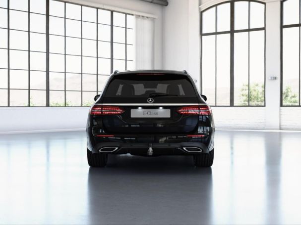 Mercedes-Benz E 300 d 4M T AMG Night Distronic+ AHK 360° HUD