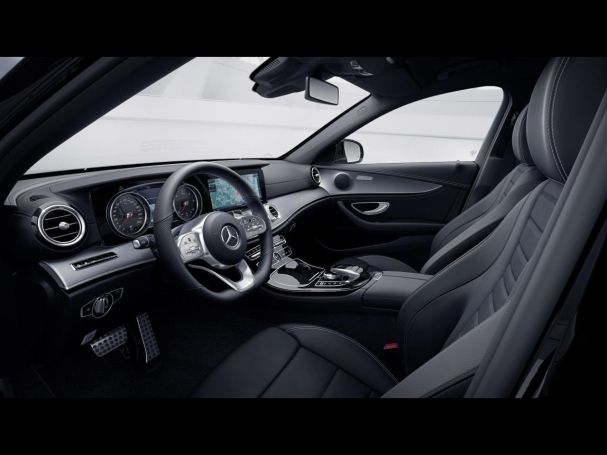 Mercedes-Benz E 300 d T AMG Night Distronic+ Kamera HUD