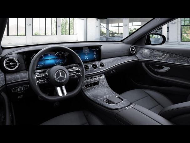 Mercedes-Benz E 300 de 4M T AMG Night 360° Distronic+ HUD AHK Mercedes-Benz E 300 de 4M T AMG Night 360° Distronic+ HUD AHK