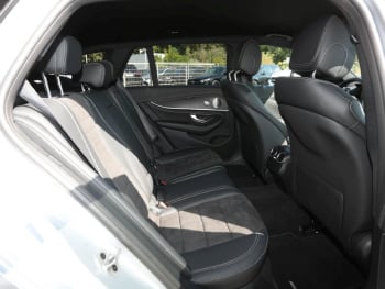 Mercedes-Benz E 300 de 4M T AMG Night Distronic+ Burmester HUD Mercedes-Benz E 300 de 4M T AMG Night Distronic+ Burmester HUD