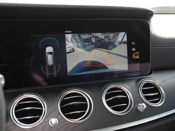 Mercedes-Benz E 300 de 4M T AMG Night Distronic+ Burmester HUD Mercedes-Benz E 300 de 4M T AMG Night Distronic+ Burmester HUD