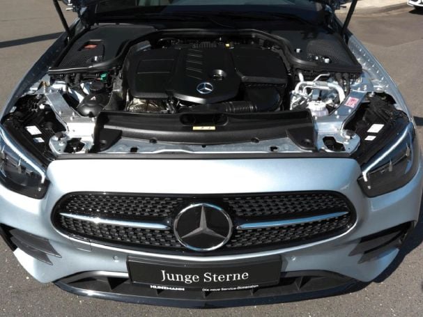 Mercedes-Benz E 300 de 4M T AMG Night Distronic+ Burmester HUD Mercedes-Benz E 300 de 4M T AMG Night Distronic+ Burmester HUD