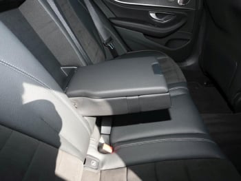 Mercedes-Benz E 300 de 4M T AMG Night Distronic+ Burmester HUD Mercedes-Benz E 300 de 4M T AMG Night Distronic+ Burmester HUD