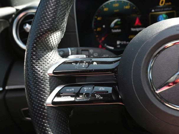 Mercedes-Benz E 300 de 4M T AMG Night Distronic+ Burmester HUD Mercedes-Benz E 300 de 4M T AMG Night Distronic+ Burmester HUD