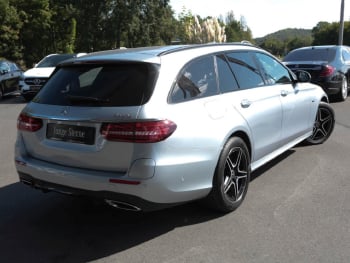 Mercedes-Benz E 300 de 4M T AMG Night Distronic+ Burmester HUD Mercedes-Benz E 300 de 4M T AMG Night Distronic+ Burmester HUD
