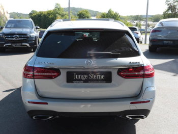 Mercedes-Benz E 300 de 4M T AMG Night Distronic+ Burmester HUD
