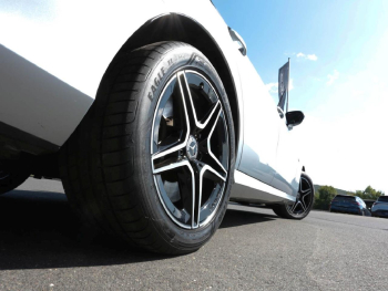 Mercedes-Benz E 300 de 4M T AMG Night Distronic+ Burmester HUD