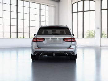 Mercedes-Benz E 300 de 4M T AMG Night Panorama AHK EasyP Kamera Mercedes-Benz E 300 de 4M T AMG Night Panorama AHK EasyP Kamera