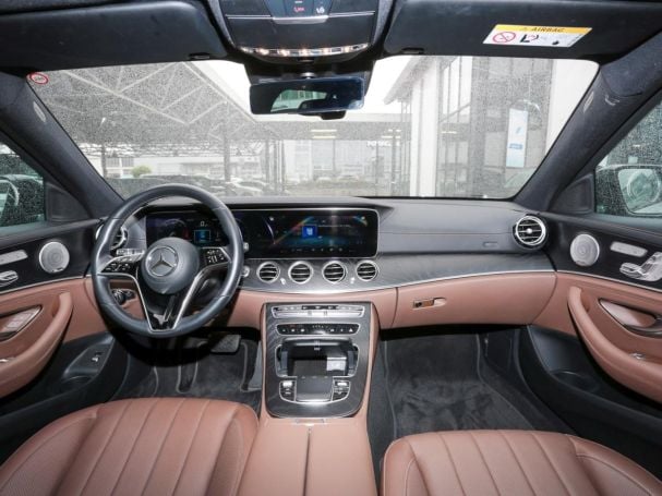 Mercedes-Benz E 300 de 4M T Avantgarde Night AHK Schiebedach