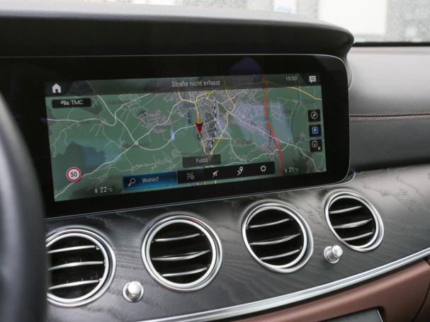 Mercedes-Benz E 300 de 4M T Avantgarde Night AHK Schiebedach