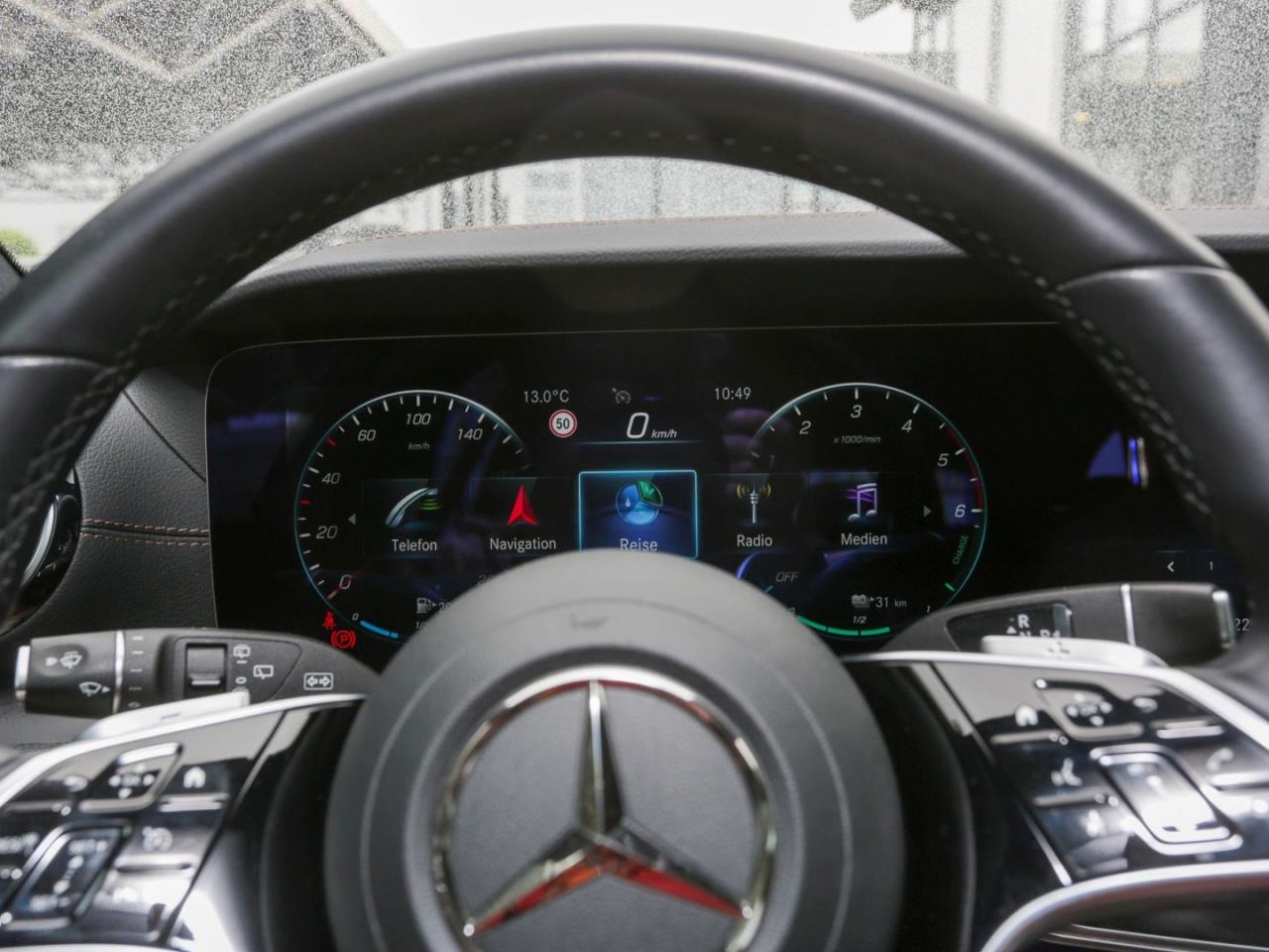 Mercedes-Benz E 300 de 4M T Avantgarde Night AHK Schiebedach Mercedes-Benz E 300 de 4M T Avantgarde Night AHK Schiebedach