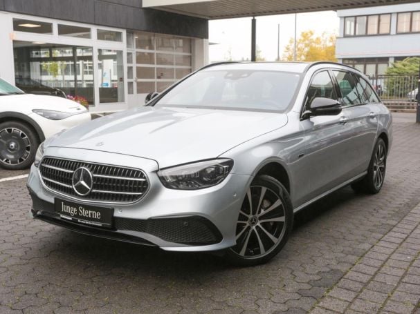 Mercedes-Benz E 300 de 4M T Avantgarde Night AHK Schiebedach