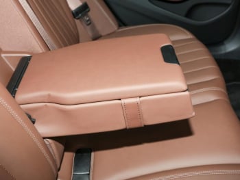 Mercedes-Benz E 300 de 4M T Avantgarde Night AHK Schiebedach