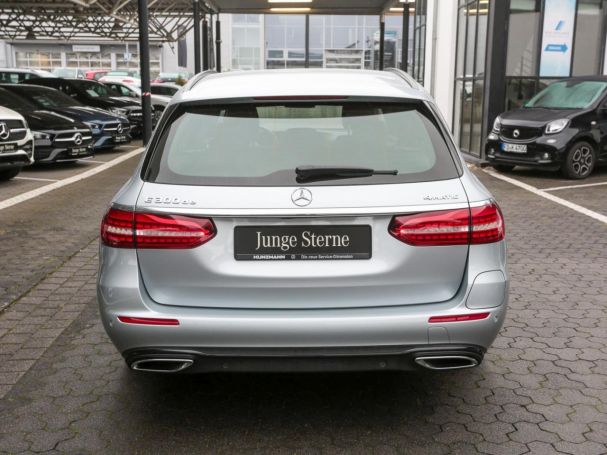 Mercedes-Benz E 300 de 4M T Avantgarde Night AHK Schiebedach