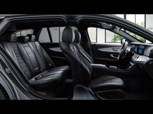 Mercedes-Benz E 300 de 4M T AMG MBUX Navi 360° Distronic AHK Mercedes-Benz E 300 de 4M T AMG MBUX Navi 360° Distronic AHK