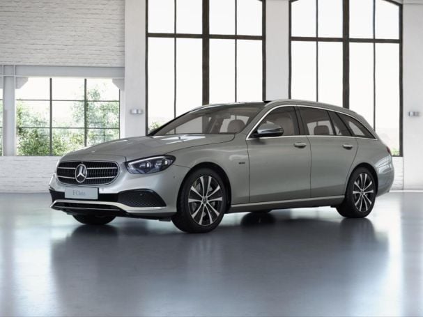 Mercedes-Benz E 300 de 4M T Avantgarde Panorama Distronic+ 360°