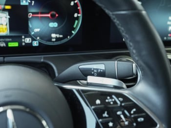 Mercedes-Benz E 300 de 4M T Avantgarde Night Distronic+ AHK