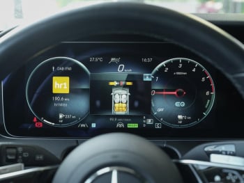 Mercedes-Benz E 300 de 4M T Avantgarde Night Distronic+ AHK