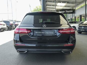 Mercedes-Benz E 300 de 4M T Avantgarde Night Distronic+ AHK