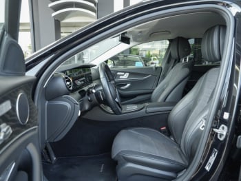 Mercedes-Benz E 300 de 4M T Avantgarde Night Distronic+ AHK