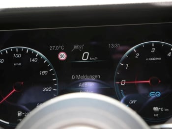 Mercedes-Benz E 300 de 4M T Avantgarde Distronic+ Panorama AHK