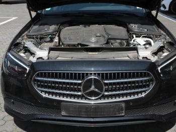 Mercedes-Benz E 300 de 4M T Avantgarde Distronic+ Panorama AHK