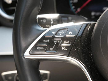 Mercedes-Benz E 300 de 4M T Avantgarde Distronic+ Panorama AHK