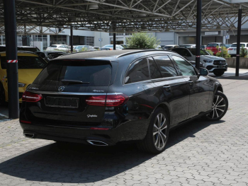 Mercedes-Benz E 300 de 4M T Avantgarde Distronic+ Panorama AHK