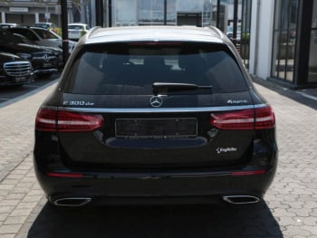 Mercedes-Benz E 300 de 4M T Avantgarde Distronic+ Panorama AHK