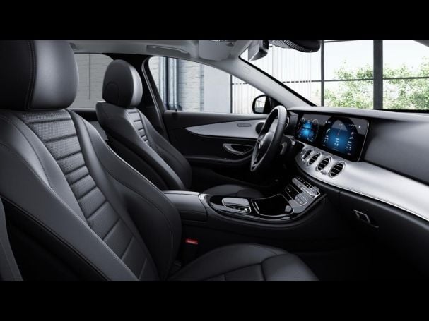 Mercedes-Benz E 300 de 4M T Avantgarde Distronic+ Panorama AHK Mercedes-Benz E 300 de 4M T Avantgarde Distronic+ Panorama AHK