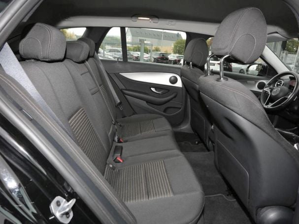 Mercedes-Benz E 300 de 4M T Avantgarde MBUX Navi Kamera Easy-P