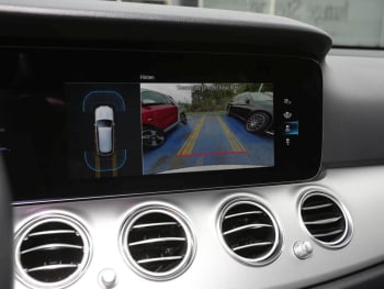 Mercedes-Benz E 300 de 4M T Avantgarde MBUX Navi Kamera Easy-P Mercedes-Benz E 300 de 4M T Avantgarde MBUX Navi Kamera Easy-P