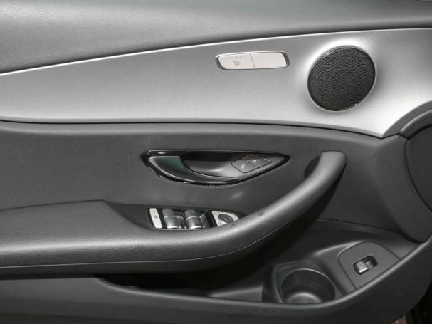 Mercedes-Benz E 300 de 4M T Avantgarde MBUX Navi Kamera Easy-P