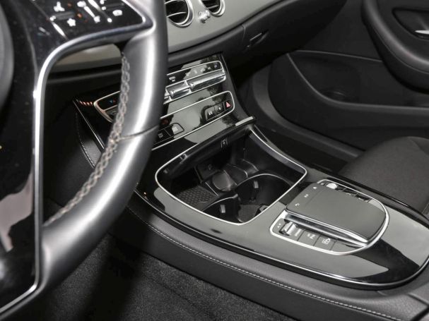 Mercedes-Benz E 300 de 4M T Avantgarde MBUX Navi Kamera Easy-P