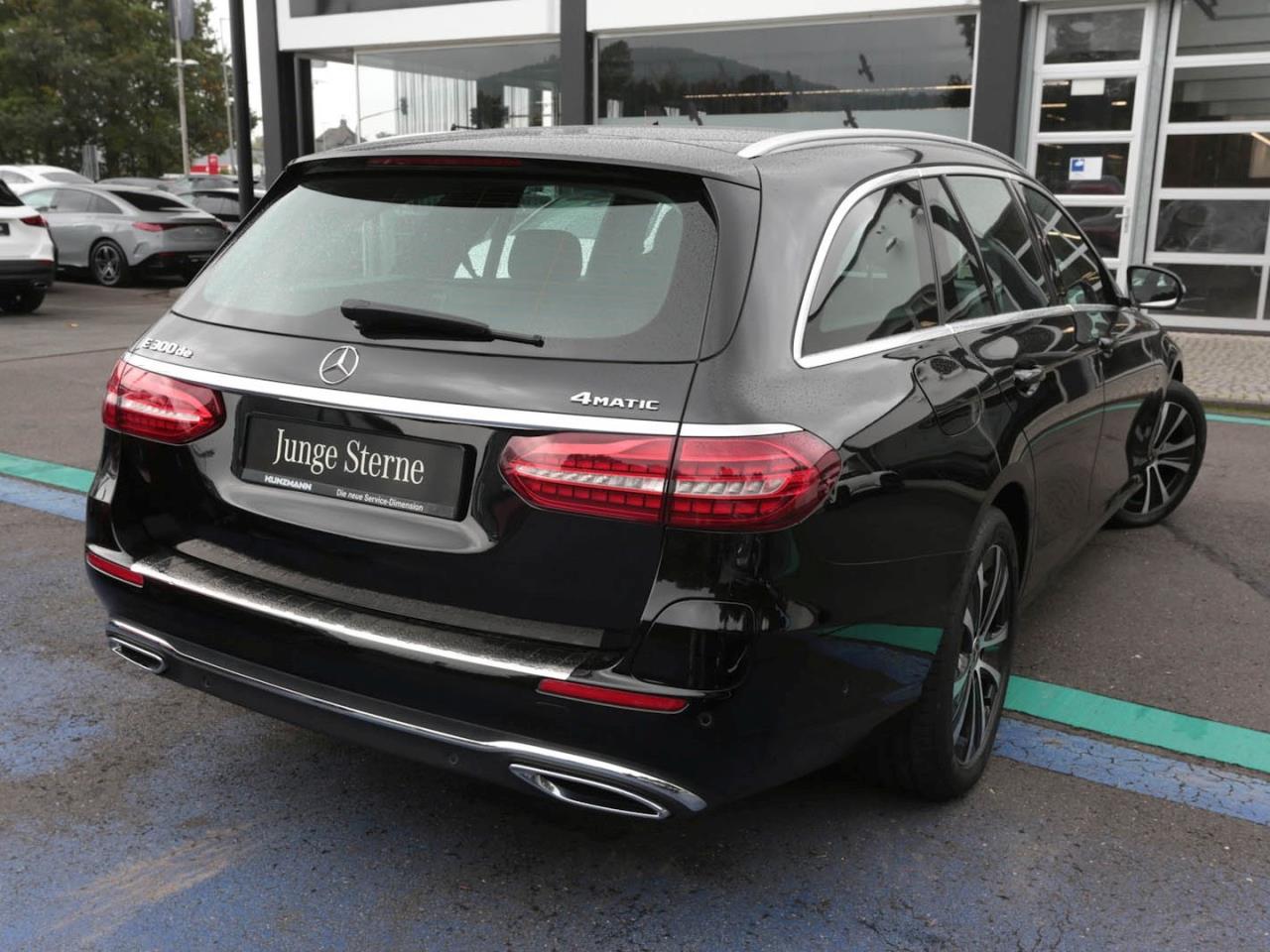 Mercedes-Benz E 300 de 4M T Avantgarde MBUX Navi Kamera Easy-P Mercedes-Benz E 300 de 4M T Avantgarde MBUX Navi Kamera Easy-P