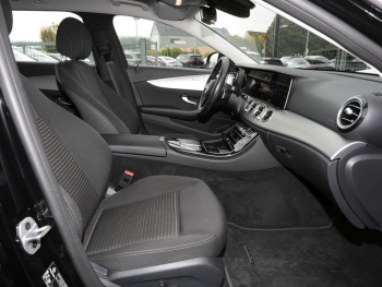 Mercedes-Benz E 300 de 4M T Avantgarde MBUX Navi Kamera Easy-P