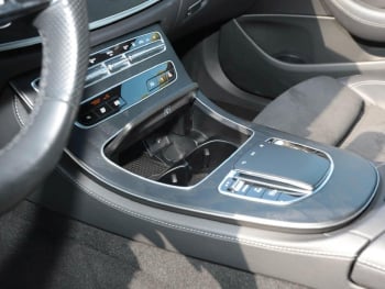 Mercedes-Benz E 300 de 4M T AMG MBUX Distronic Schiebedach SHZ Mercedes-Benz E 300 de 4M T AMG MBUX Distronic Schiebedach SHZ